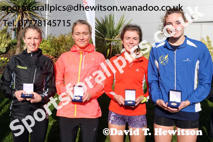 Senior women Northern 6 and 4 Stage Road Relays. Photo: David T. Hewitson/Sports for All Pics